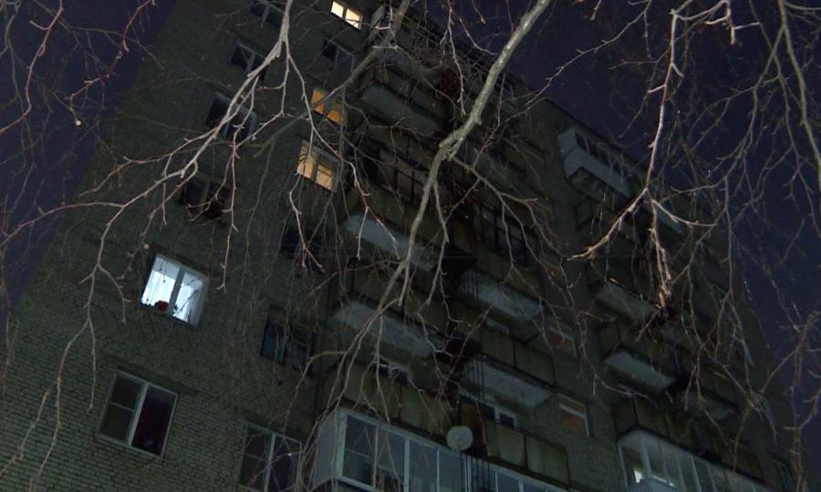 Жильцы многоэтажного дома в центре Архангельска замерзают в собственных квартирах